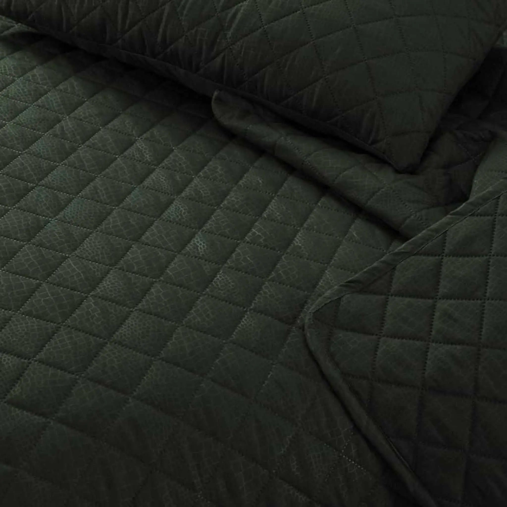 Luxury Quilted Diamond Pattern 3pcs Bedspread Set