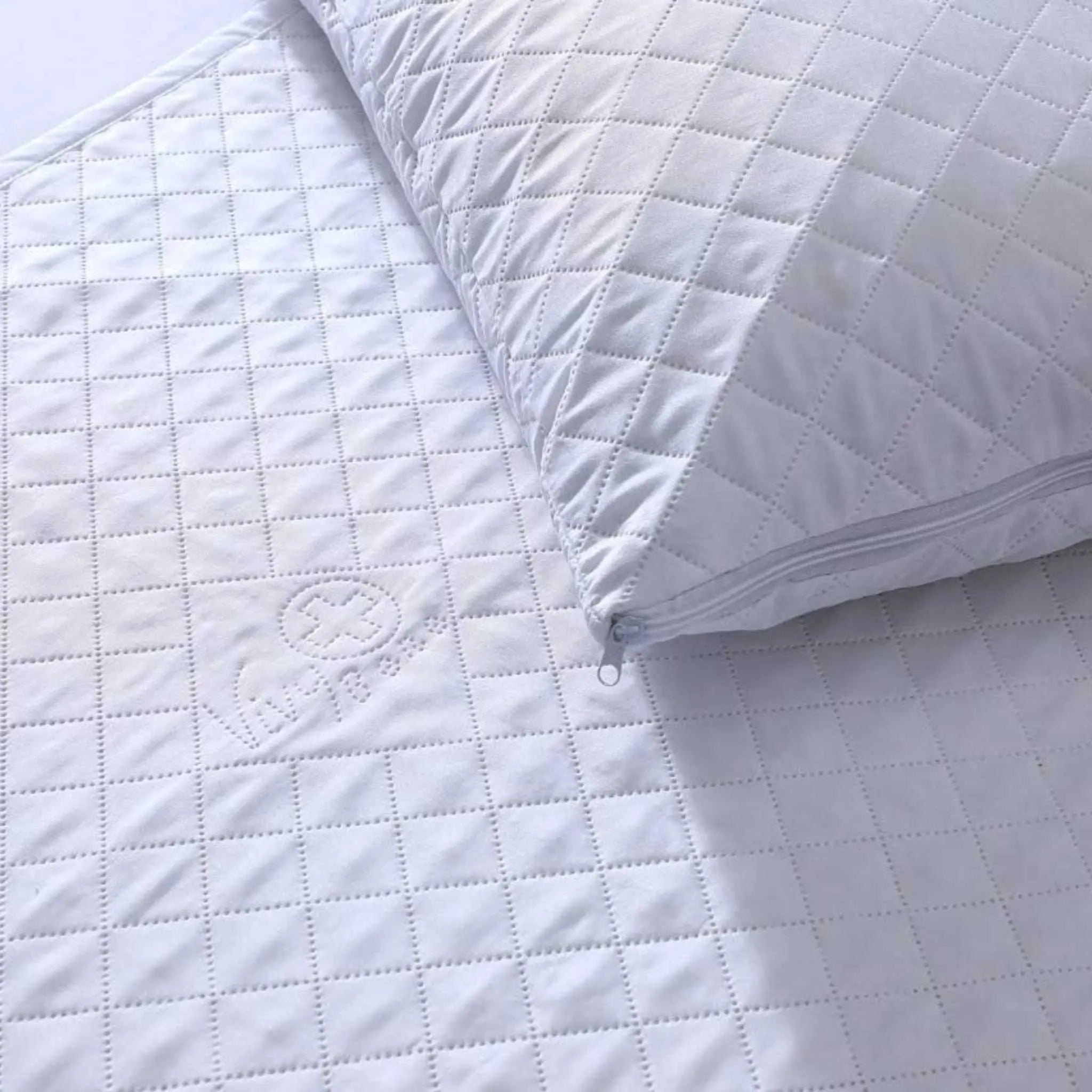 Diamond Pattern Zipped White Pillow Covers