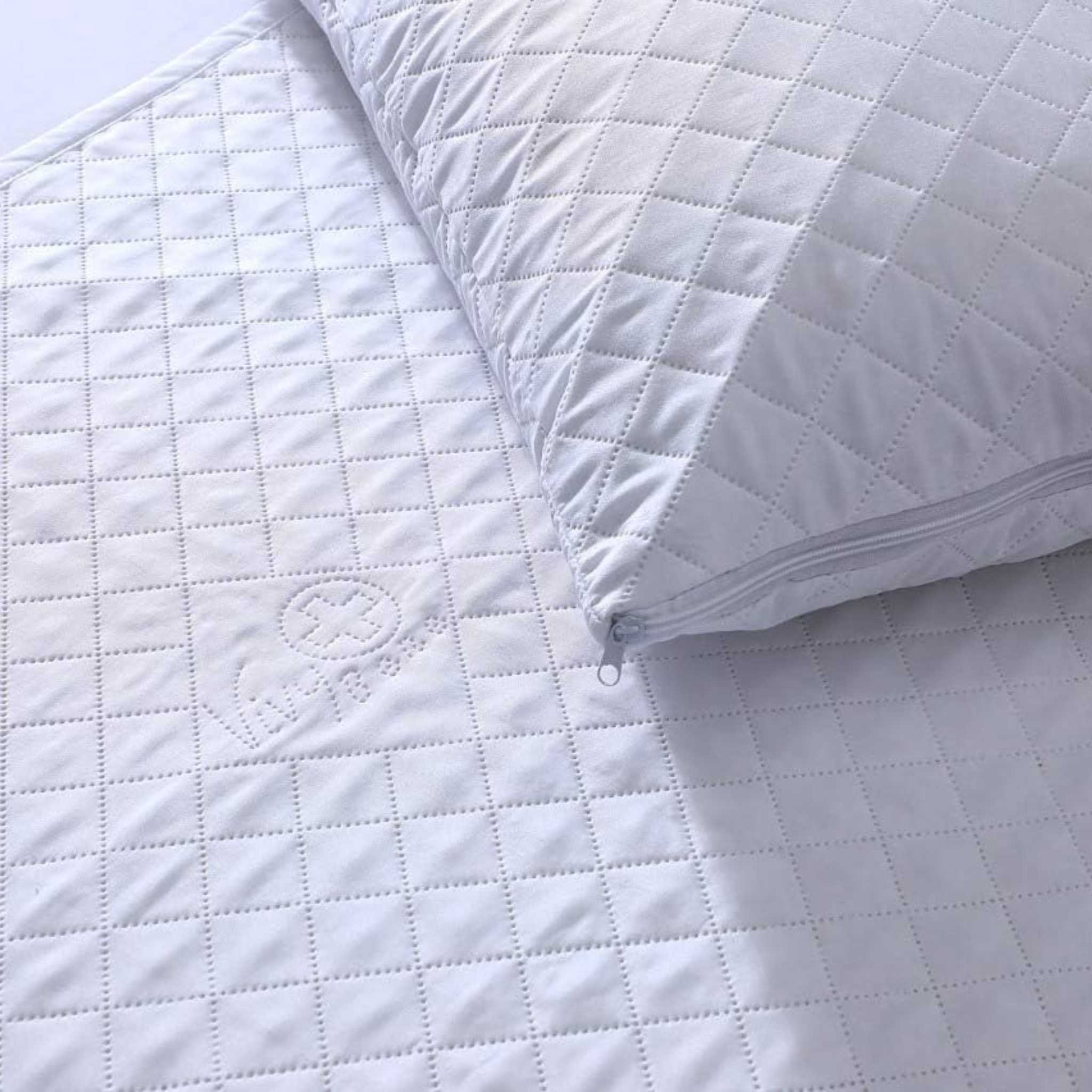 Diamond Pattern Zipped White Pillow Covers