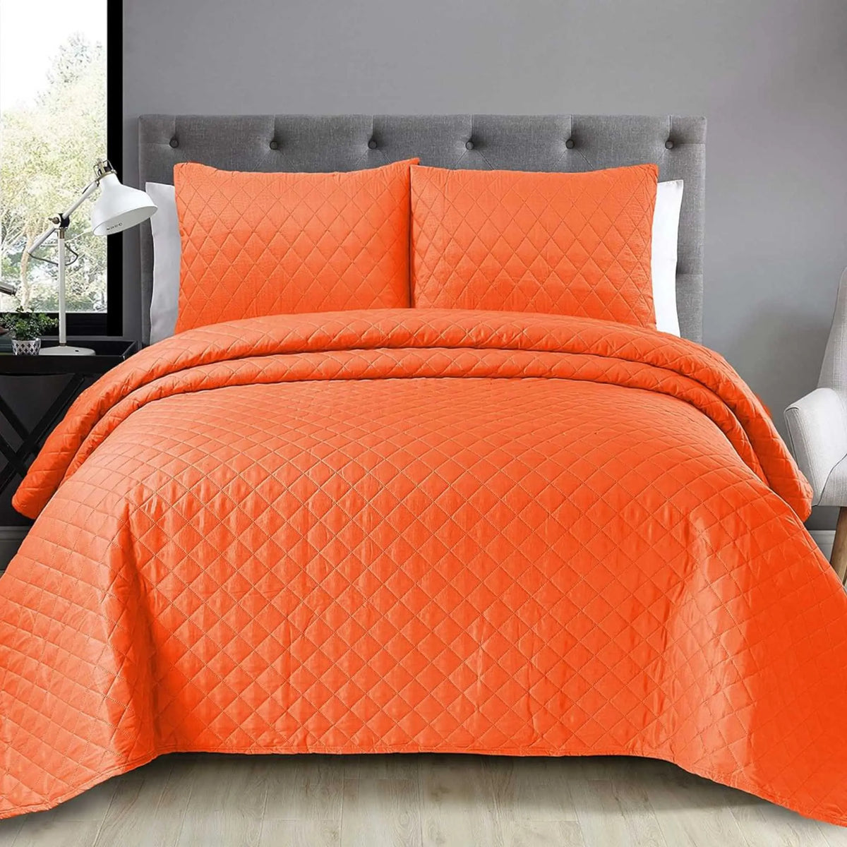 Vilano Springs, Premium Quality, Soft, Wrinkle, Fade, & Stain Resistant, Easy Care, Oversized Quilt Cover Set with 1 Quilt Set and 2 Shams, Full/Queen, Bright White - Beach Stone