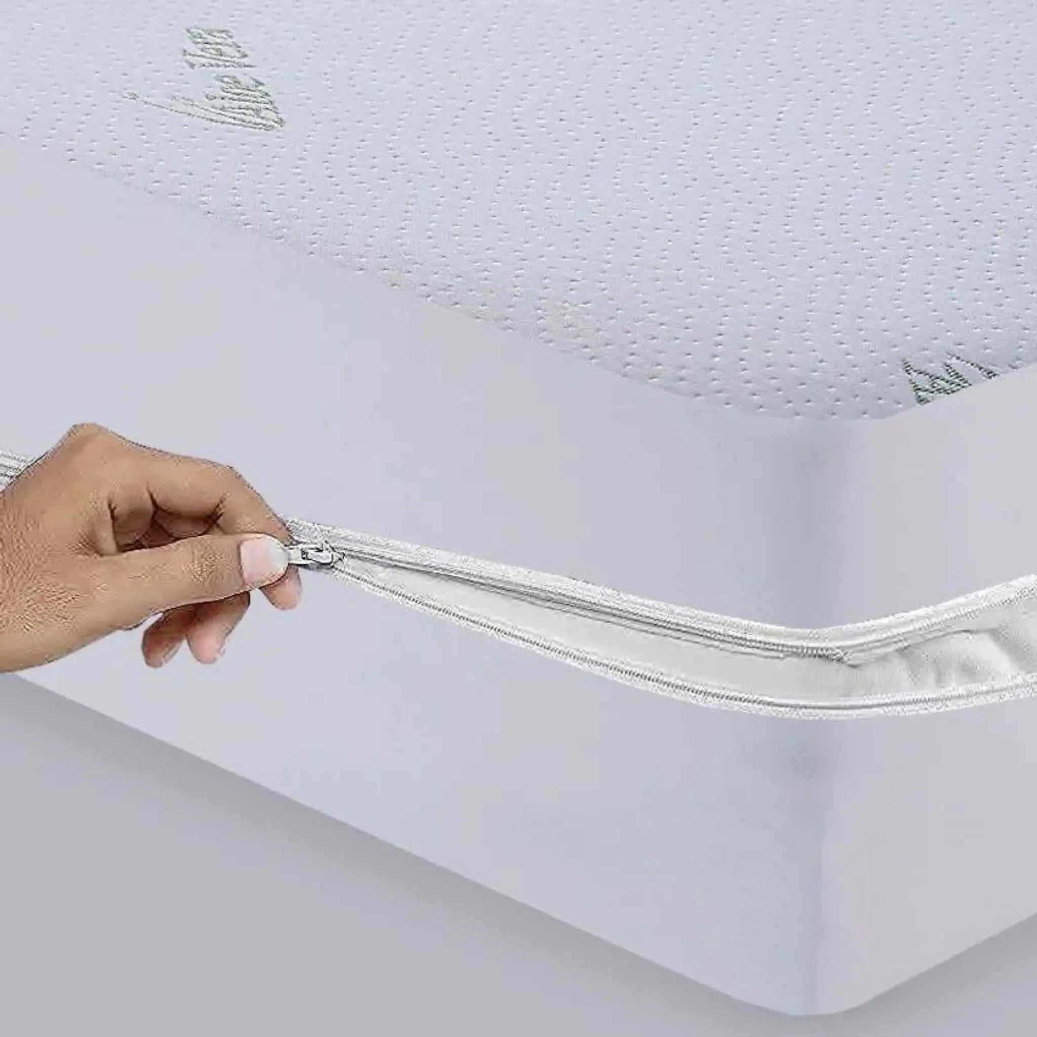 Anti Bed Bug Mattress Protector Waterproof Fully Encased Zipped Mattress Protector Small Double Hypoallergenic Dust Mite Proof Bed Bugs Mattress Protector - Beach Stone