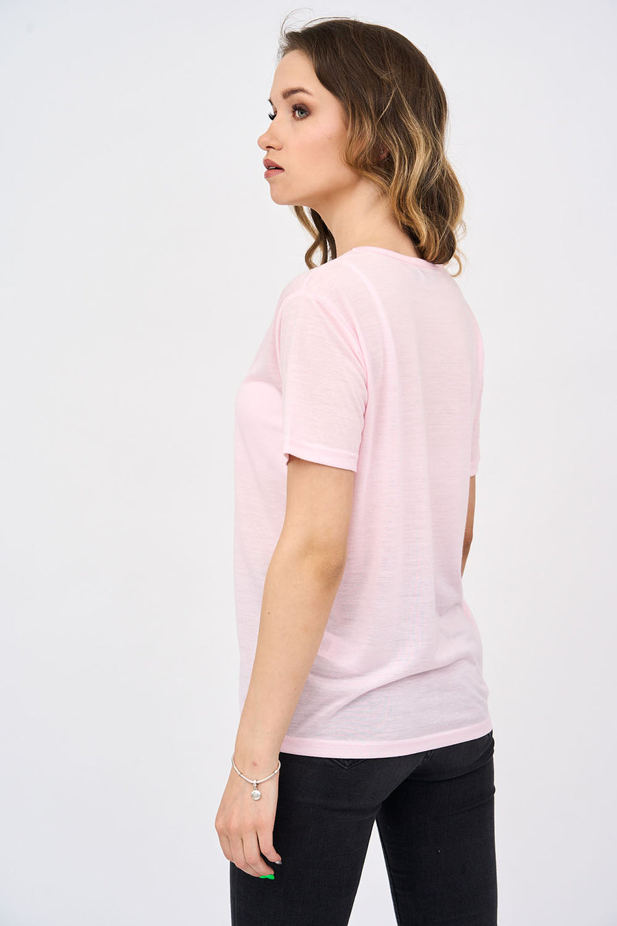 Short-Sleeved V Neck Women's T Shirt in Baby Pink