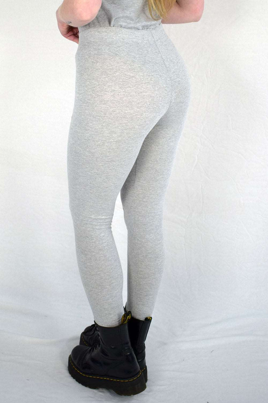 Womens Leggings High Waisted for Gym in Grey!