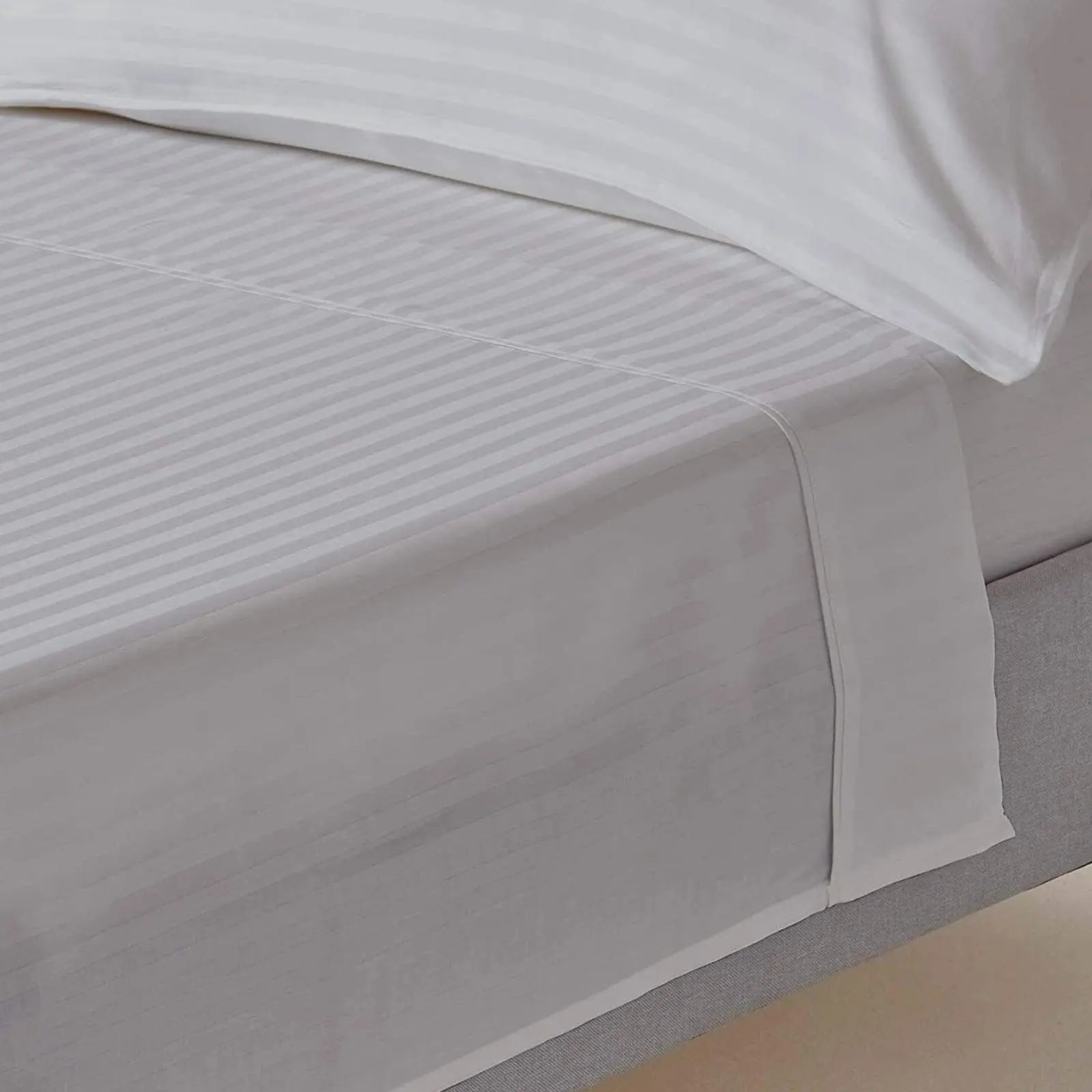 Pastel Yellow Pure Egyptian Cotton Flat Sheet Super King 330 TC 500 Thread Count Equivalent Satin Stripe Bed Sheet - Beach Stone