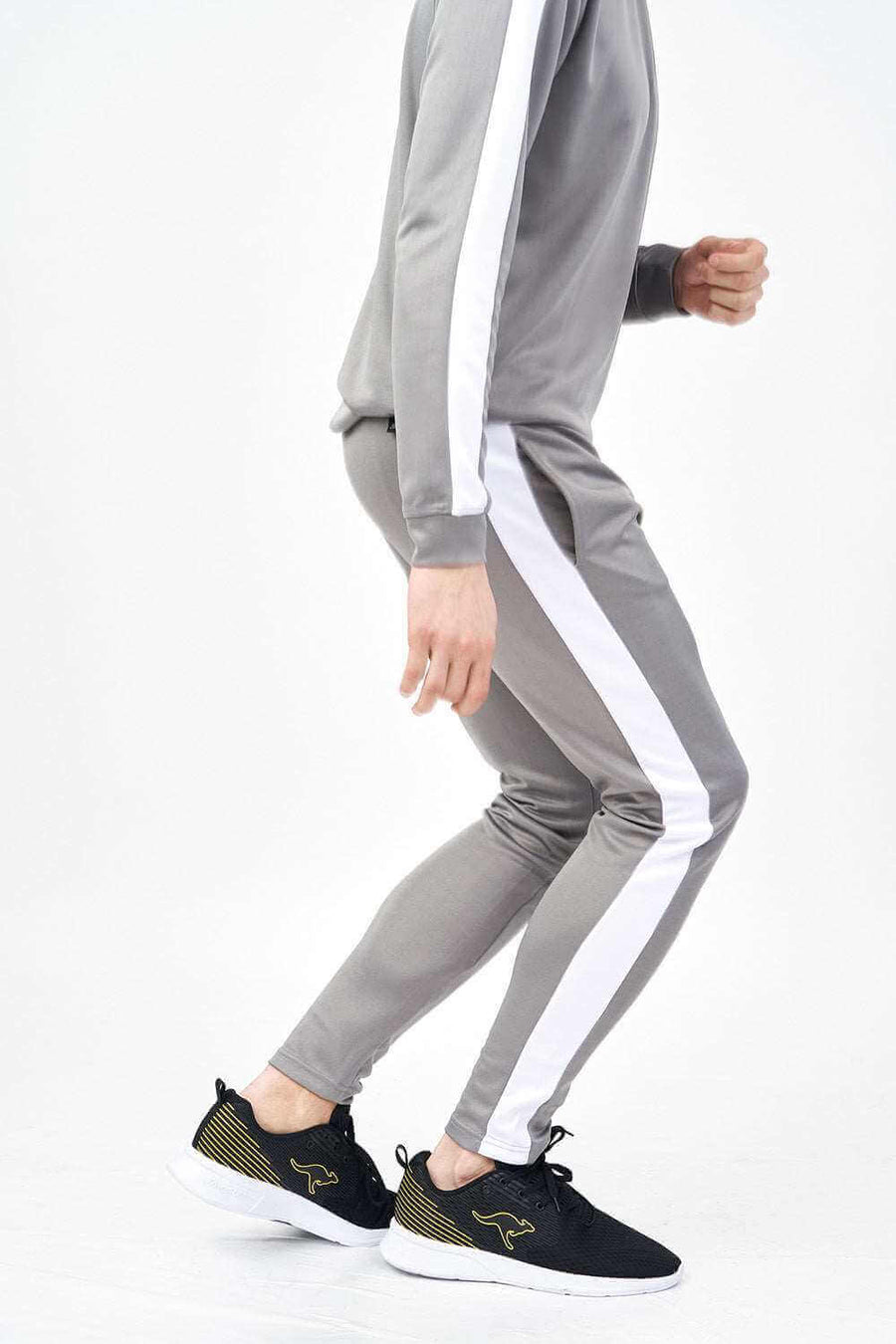 Side View of Tricot Funnel Neck Men's Tracksuit Set with Side Panel